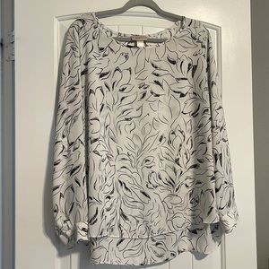Loft outlet black and white blouse
